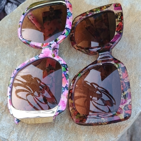 Bundle Of 2 Floral And Butterfly Square Sunglasses NWOT - Picture 4 of 4